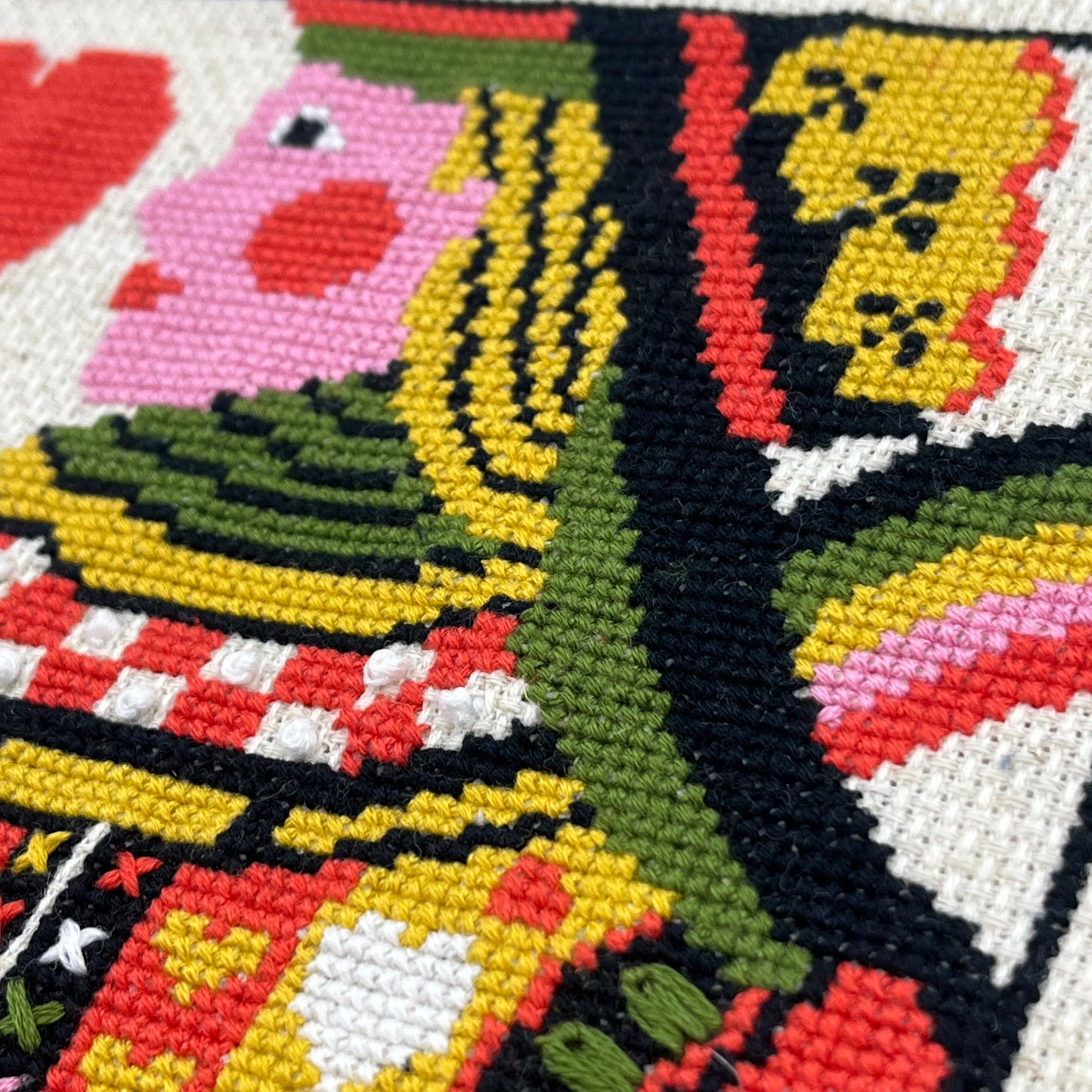 QUEEN OF HEARTS counted cross stitch kit