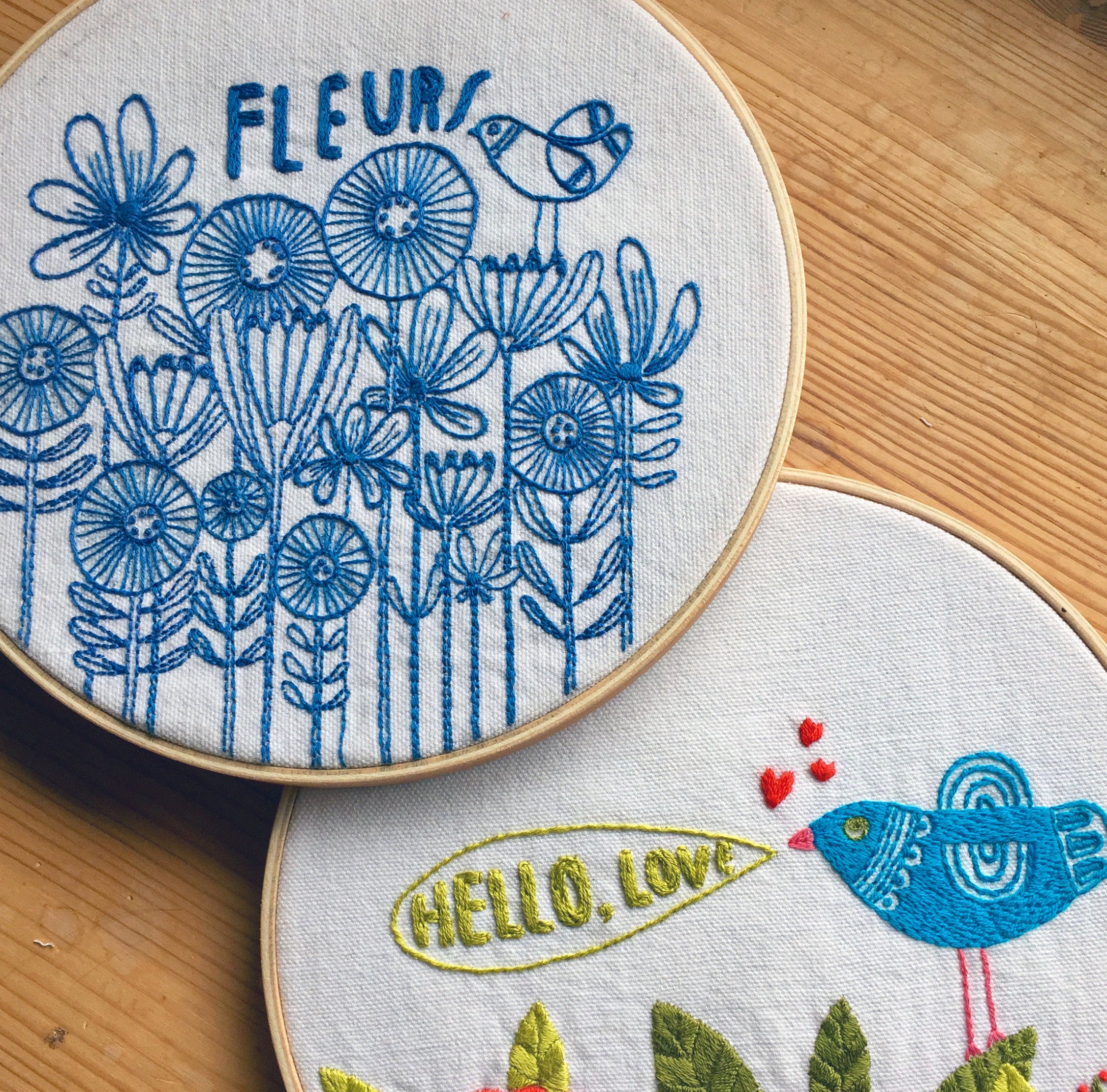 Fleurs embroidery kit